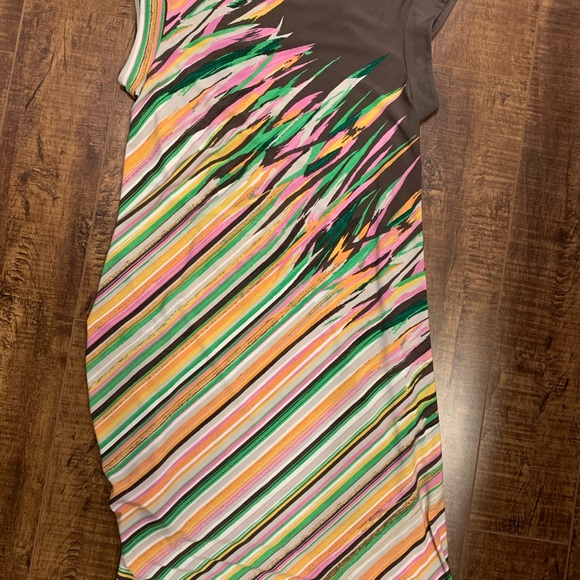 BCBG dress in excellent condition. - Picture 4 of 8